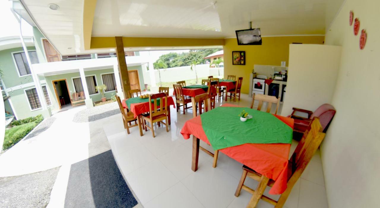 La Fortuna Backpackers Resort 외부 사진